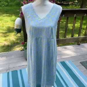 Super cute Fresh Produce floral summer v-neck dress, size Medium